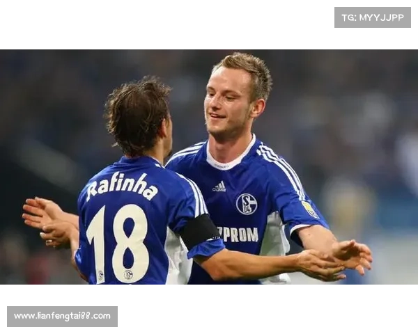 全面解析法尔范在沙尔克04的五大关键角色与战术价值影响力展示